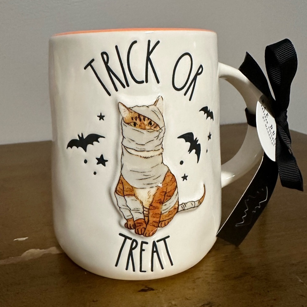 Mummy Cat Rae Dunn Trick Or Treat Halloween 16 oz Mug - NEW